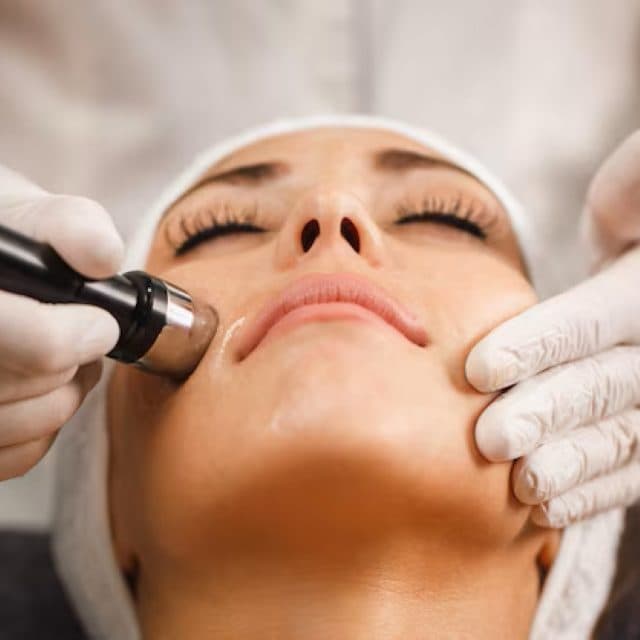 Ambiente profissional para clínica de estética e tratamentos faciais